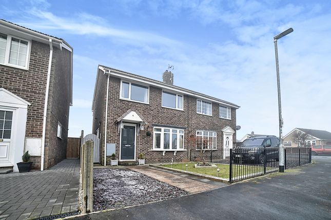 Thumbnail Semi-detached house for sale in Applegarth, Gilberdyke, Brough