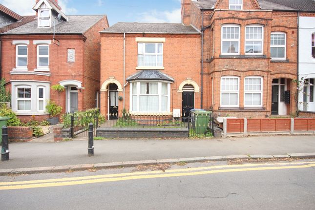Thumbnail Town house for sale in Murray Road, Rugby