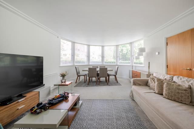 Apartment 130 Westfield, 15, Kidderpore Avenue, London photo 3