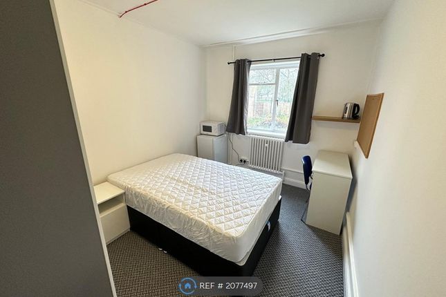 Thumbnail Room to rent in Demesne Road, Manchester