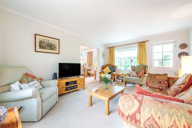 23, Woodlands Avenue, Wokingham photo 2