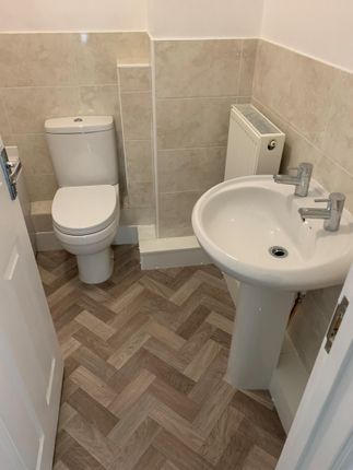 Broadgate Lane, Deeping Saint James photo 5