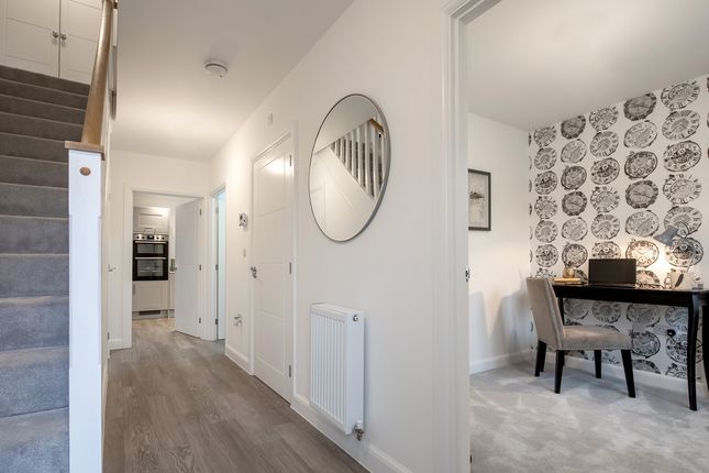 Plot 10, Woodside View, Bishops Green photo 4