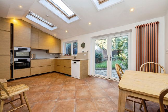 Tannsfeld Road, London photo 4
