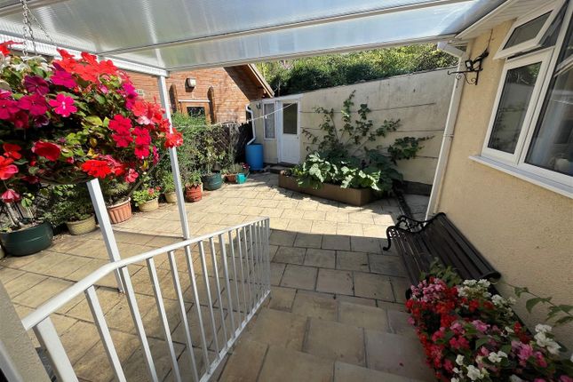 19, Littlefields Avenue, Banwell photo 4