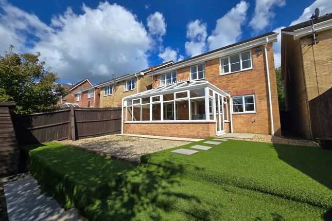 3, Cedar Court, Swansea photo 4