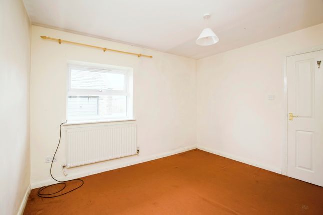 Mews house for sale in Stainland Road, Greetland, Halifax, West Yorkshire