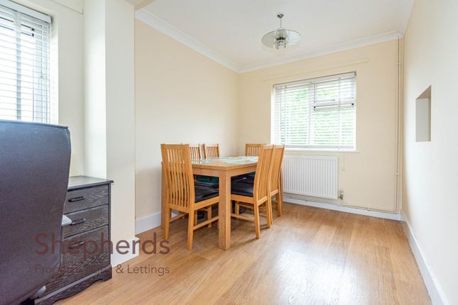 20, Harrington Court, Hertford Heath photo 4