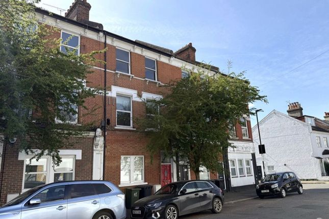 1-bed flat on 48, Morrish Road, London, £70,000