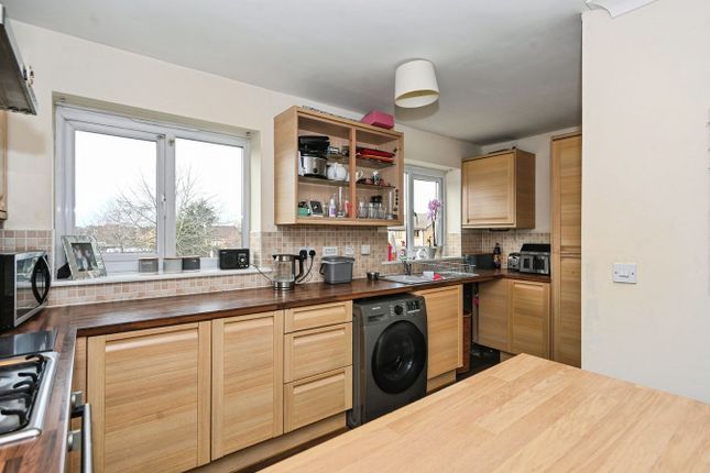 50, Pipit Avenue, Newton-le-Willows photo 3