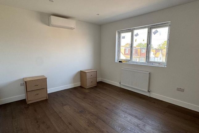380A, Malden Road, Worcester Park photo 2