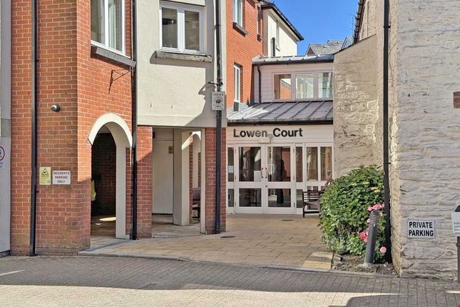 Flat 15, Lowen Court, Truro photo 2