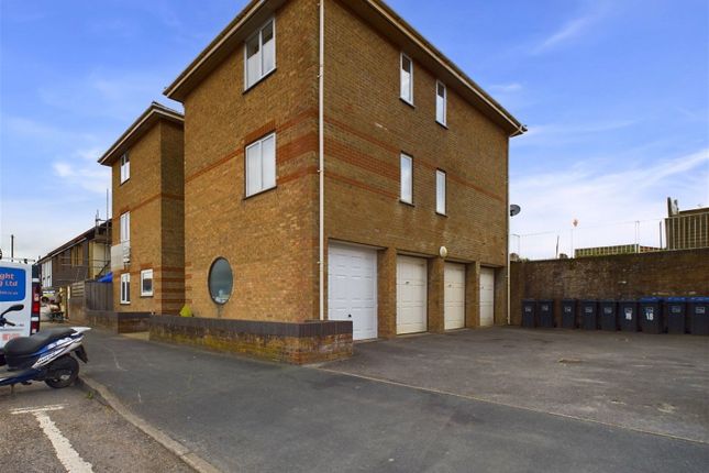 Flat for sale in South Bank Court, Brighton Road, Lancing