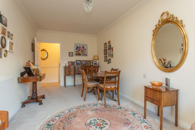 Abbots Lodge, 19, Roper Road, Kent photo 2