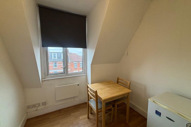 3C, Burlington Parade, Gratton Terrace photo 3