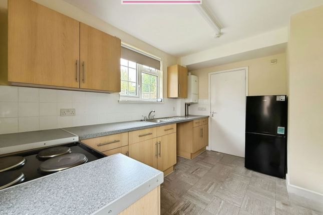 28, West End, Sevenoaks photo 3
