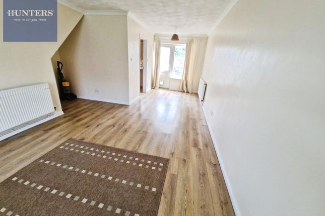 22, Lime Grove, Barry photo 2