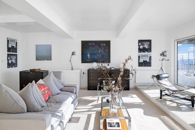 Flat for sale in Chichester Terrace, Brighton