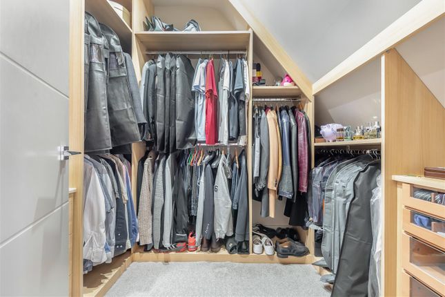 8646188-Interior32.Jpg