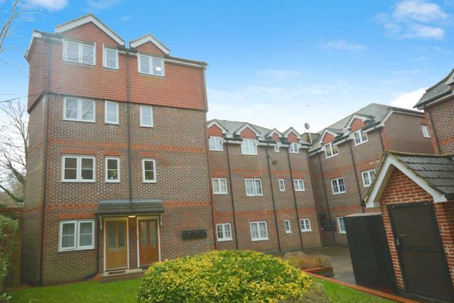 Flat for sale in Hospital Hill, Chesham