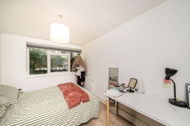 Flat 11, Brockworth, Gloucester Road, Kingston Upon Thames photo 4