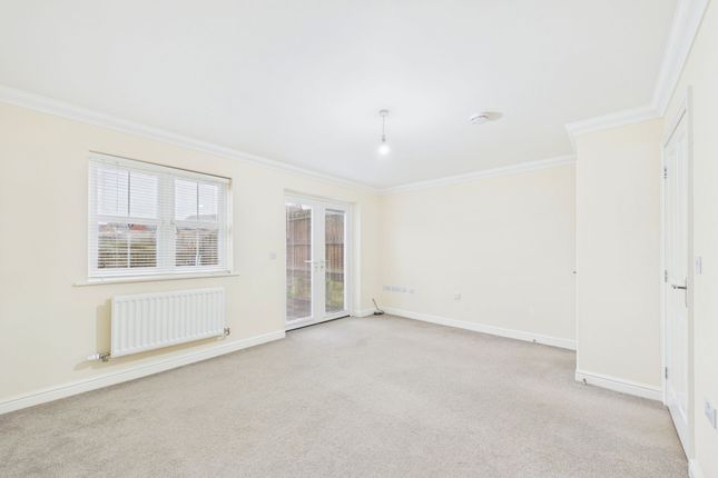 6 Waters Edge Close, Whitehaven photo 2