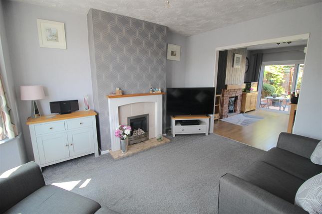 86, Horse Shoes Lane, Birmingham photo 2