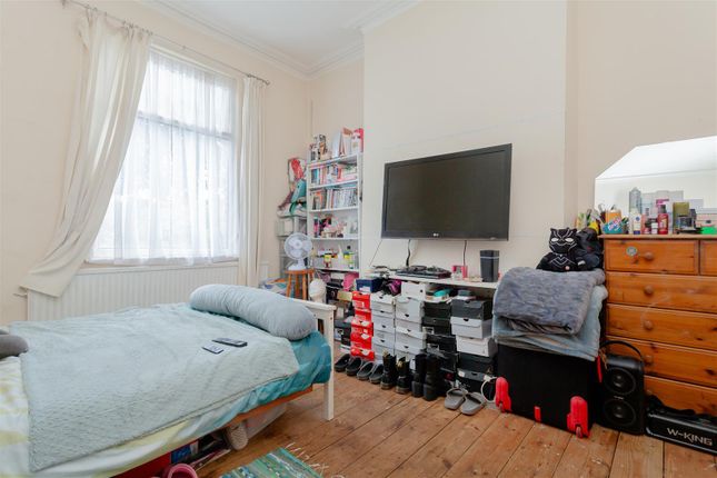 Property for sale in Rectory Road, London