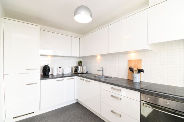 Flat for sale in Links Parade, Carnoustie