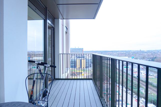 Flat for sale in White City Living, Wood Lane, London