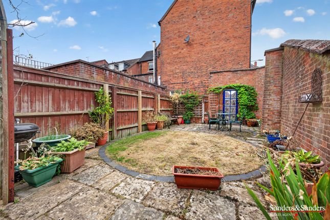 5 Stratford Road, Alcester photo 4