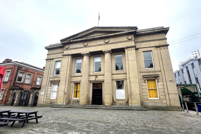 Apt40x1Townhall Image00035.Jpg