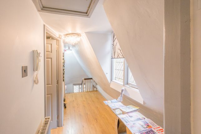 Flat to rent in North Parade, Bath