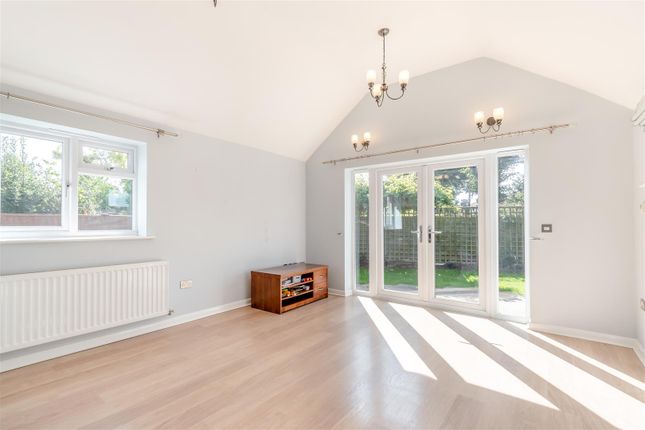1C, Marion Crescent, Maidstone photo 2