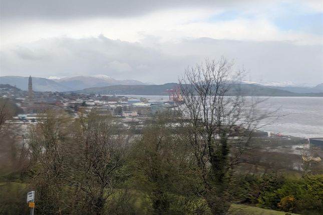1/2, 56, Belville Street, Greenock photo 3