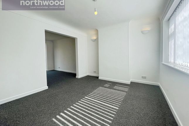 96, Pool Lane, Wirral photo 5