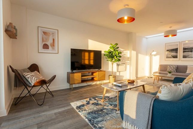 2-bed house on Kinetic, 88-92 Talbot Road, Stretford, £1,450/mo