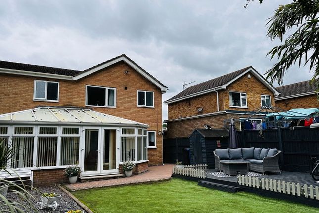 24, Fern Grove, Lincoln photo 2