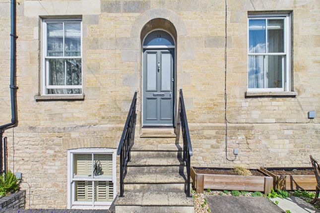 Flat 3, 3 Brownlow Terrace, Stamford photo 4