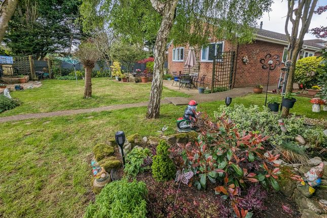 Detached bungalow for sale in Broadlands, Desborough, Kettering