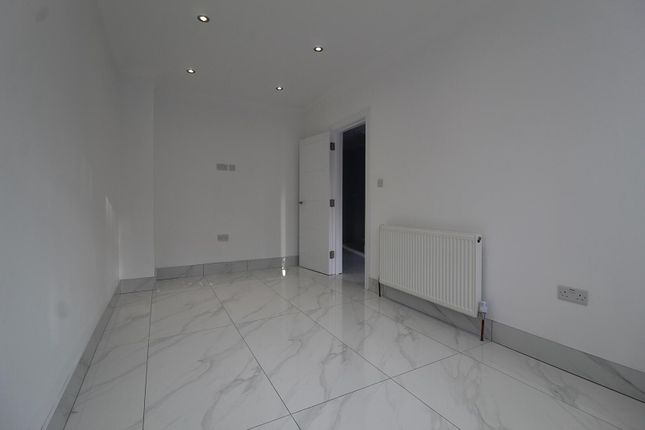 10A, Arundel Road, Luton photo 4
