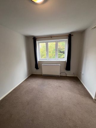 20, Sandon Close, Rochford photo 4