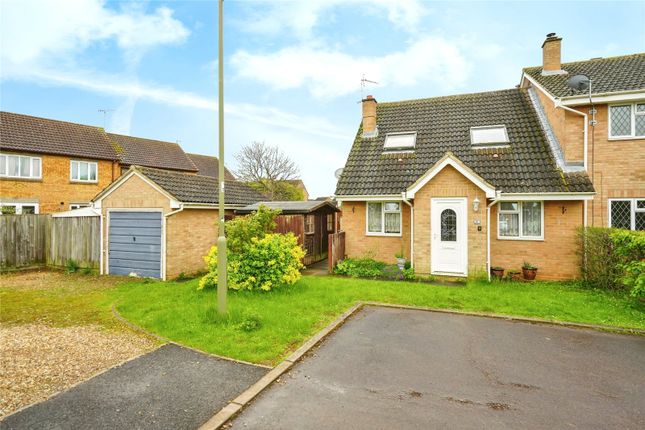 Thumbnail Bungalow for sale in Lyneham Road, Bicester, Oxfordshire