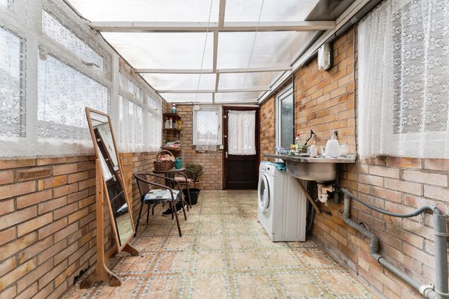 5, Woodfen Road, Ely photo 4