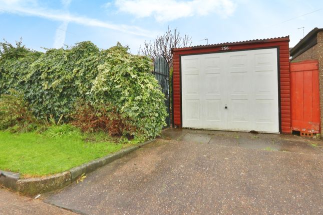 Semi-detached bungalow for sale in Jendale, Hull