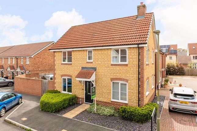 Thumbnail Detached house for sale in Marjoram Way, Didcot