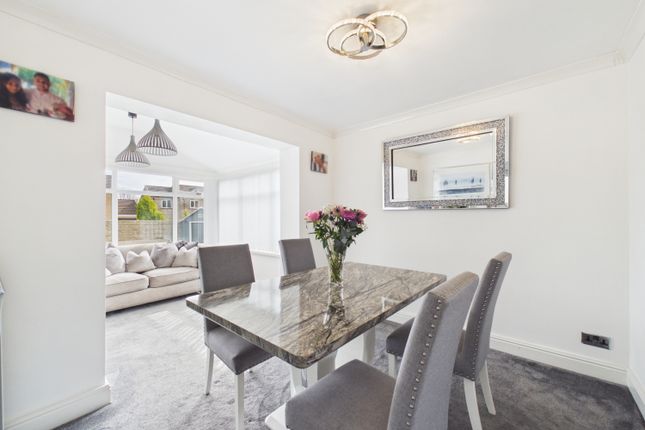5, Micklemoss Drive, Bradford photo 3