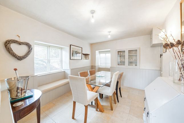 Cottage to rent in Station Road, South Cerney, Cirencester