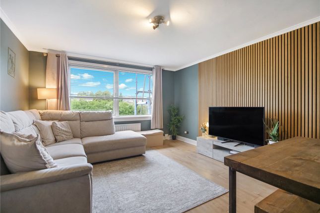 23, Cannich Drive, Renfrewshire photo 4