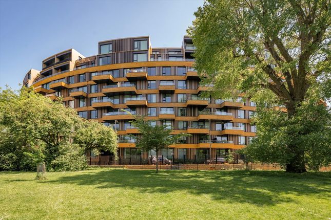 Thumbnail Flat to rent in Wood Crescent, White City